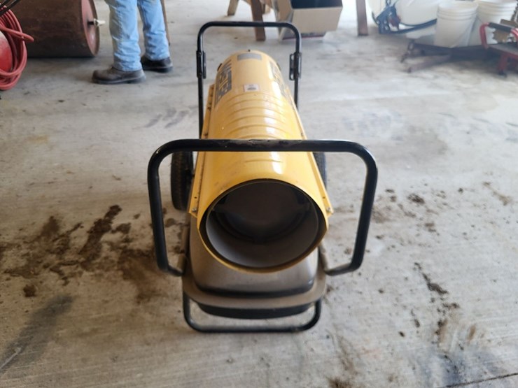 master-mh-135t-kfa-salamander-heater-image-8