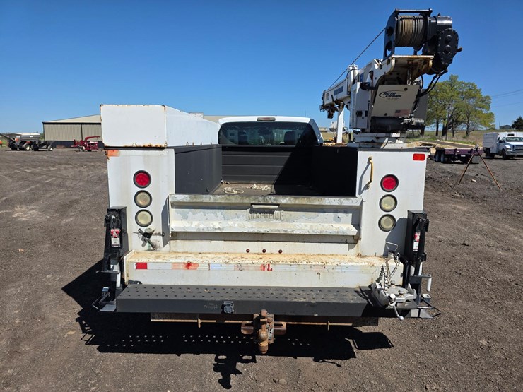 f450-utility-service-truck-image-5