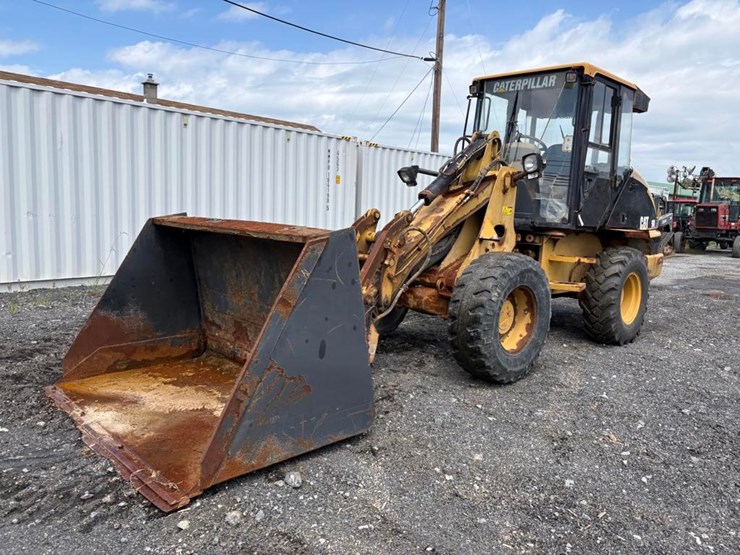 caterpillar-908-image-3