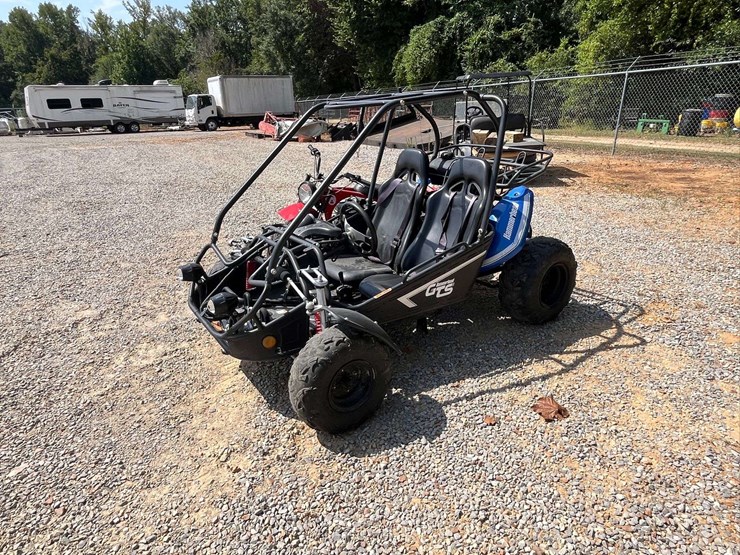polaris-2-seater-go-cart-&-cole-pit-bike-image-2