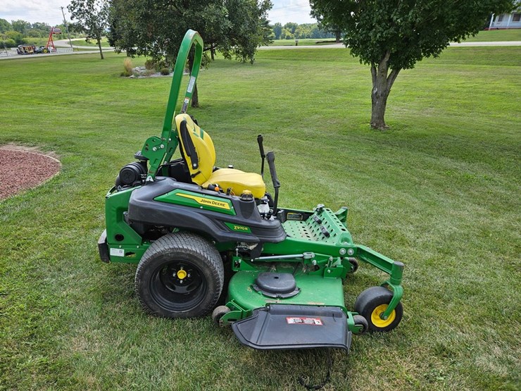 2023-john-deere-z970r-image-6