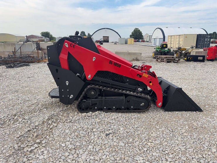 sl-1050-skid-steer-image-4