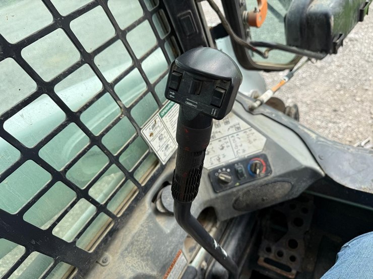 2018-bobcat-t550-image-24