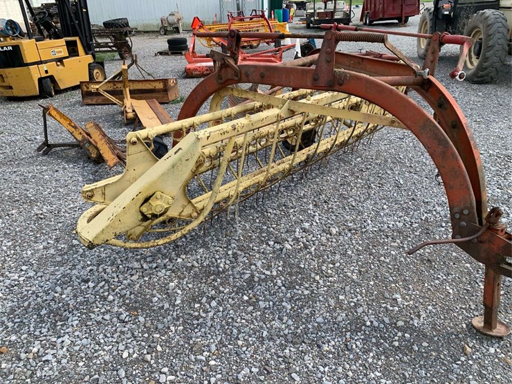 new-holland-256-image-4