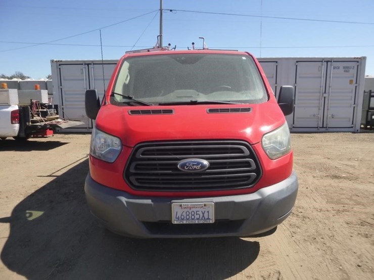 2016-ford-transit-image-25