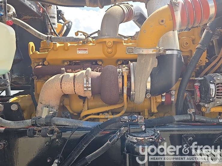 2000-peterbilt-357-image-57