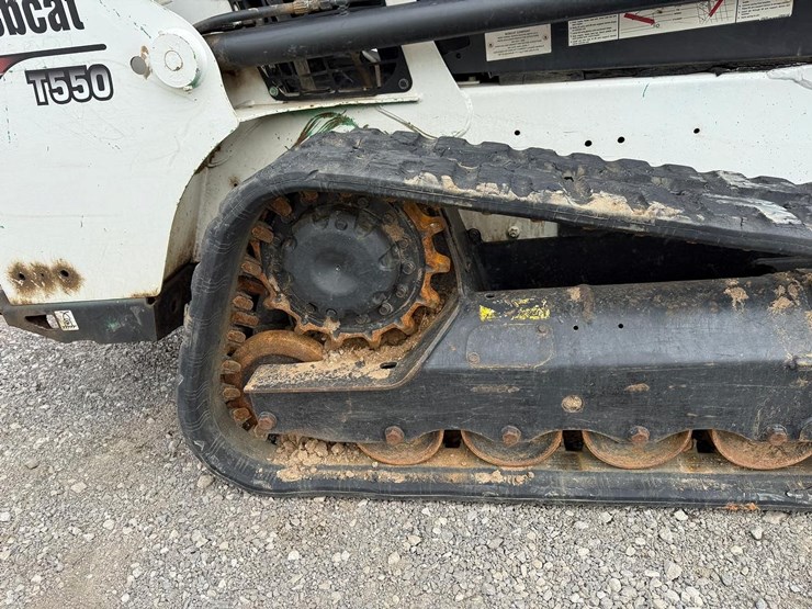 2018-bobcat-t550-image-13