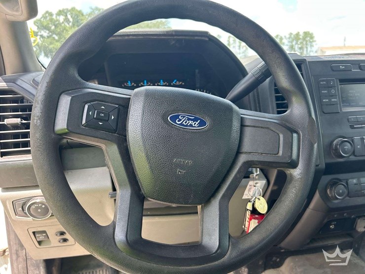 2017-ford-f150-image-18