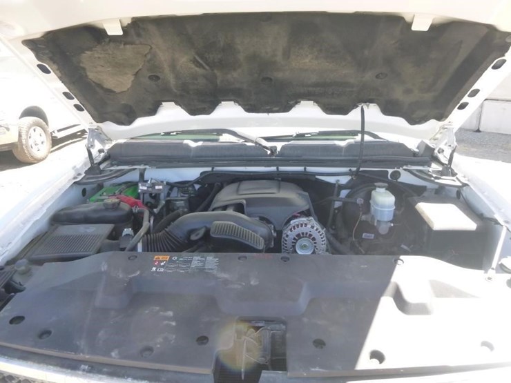 2012-chevrolet-1500-image-22