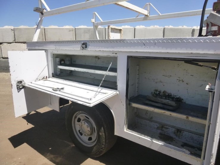 2011-ford-f350-image-18