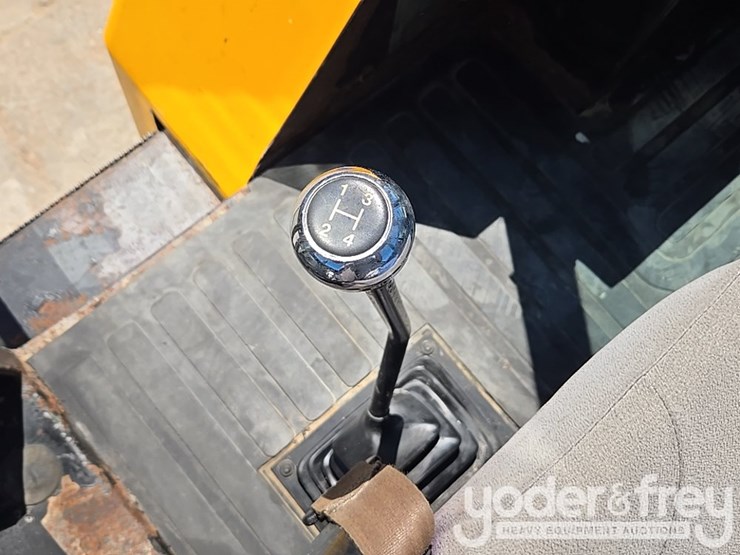 2018-jcb-930-image-45