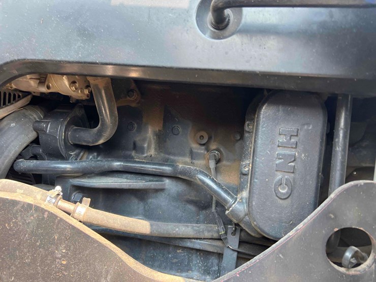2006-new-holland-tm155-image-30