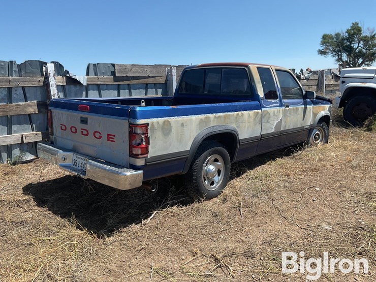 1994-dodge-dakota-image-5