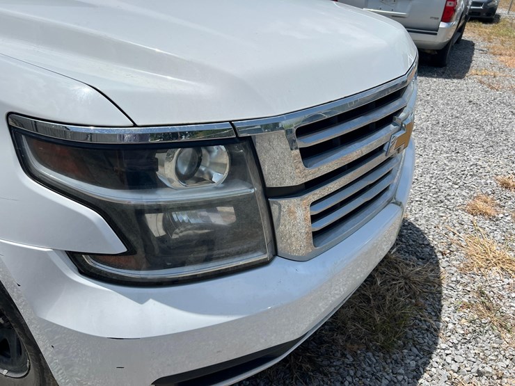 chevrolet-tahoe-image-13