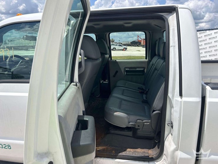 2015-ford-f350-image-18