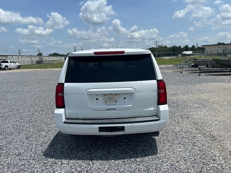 chevrolet-tahoe-image-10