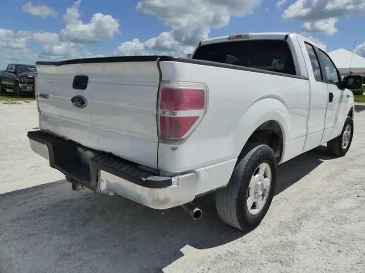 2010-ford-f150-xlt-image-4