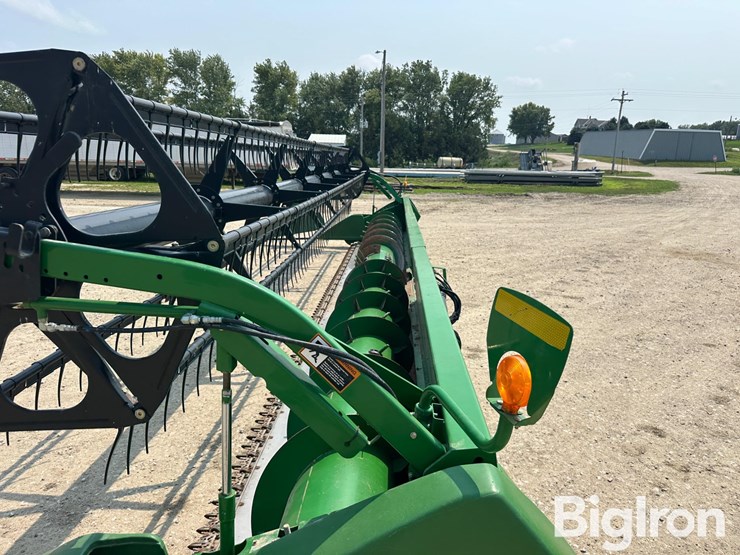 john-deere-630f-image-11