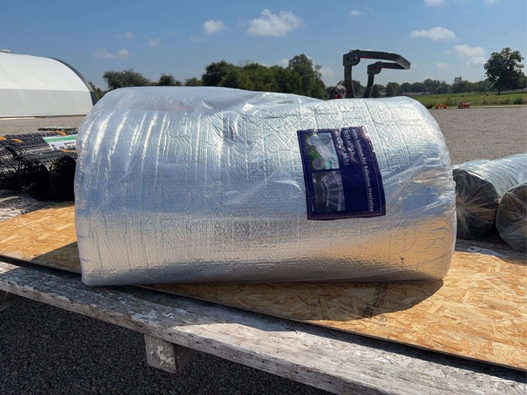 bubble-aluminum-foil-reflective-insulation-roll-image-1