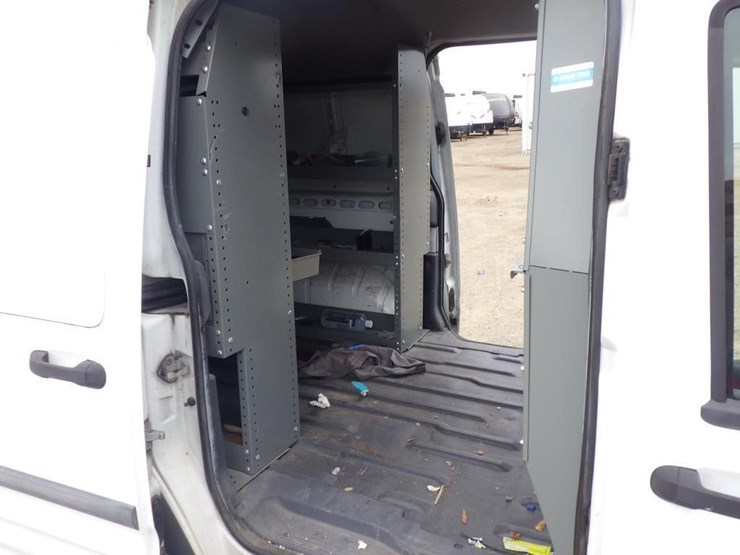 2013-ford-transit-connect-image-8