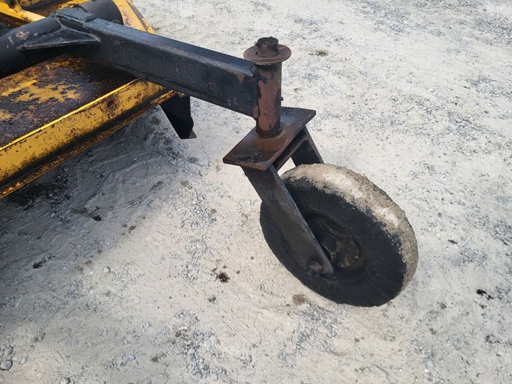 king-cutter-3pt-hitch-rotary-cutter-image-17