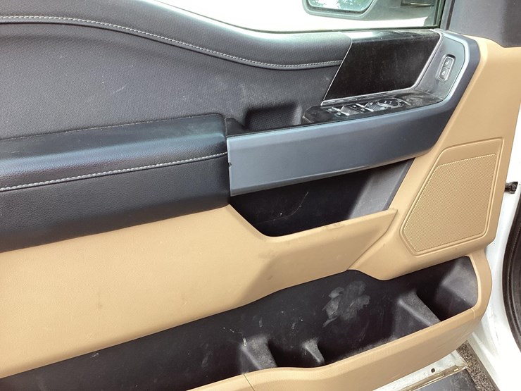 f--150-xlt-4wd-image-29