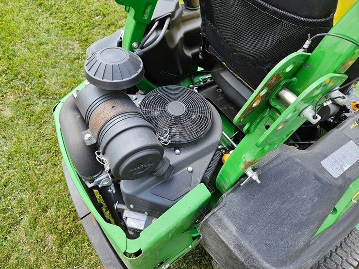2023-john-deere-z970r-image-23