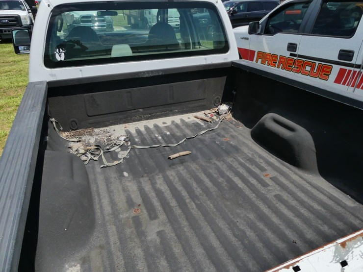 2008-ford-f250-xl-image-6