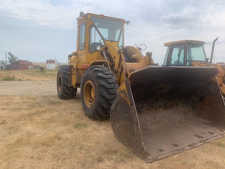 1973-caterpillar-950-image-3