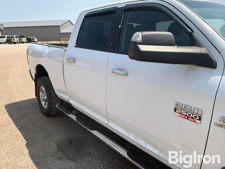 2011-dodge-ram-2500-image-15