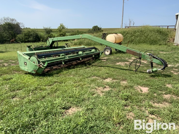 john-deere-240-image-3