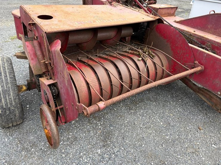 new-holland-66-image-3