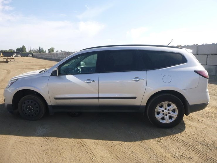 2016-chevrolet-traverse-image-5
