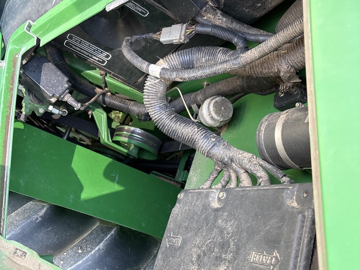 2002-john-deere-2-image-10