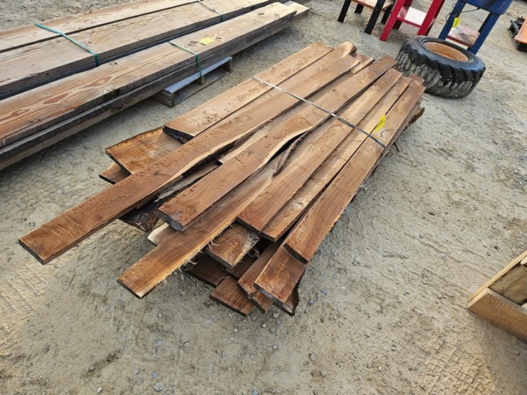 #207-•-1"-thick-walnut-lumber-image-7