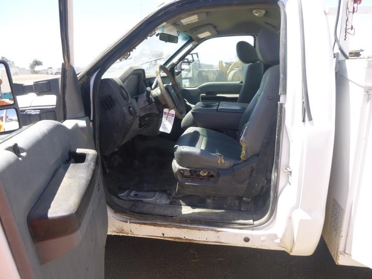 2011-ford-f350-image-8