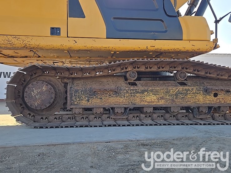 2019-caterpillar-336-image-16