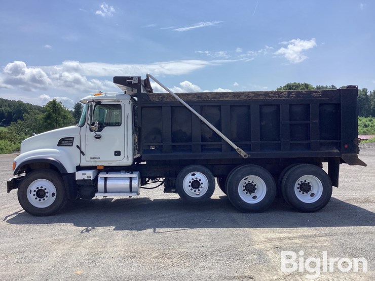 2004-mack-granite-cv713-image-8