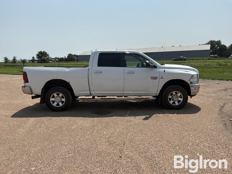 2011-dodge-ram-2500-image-4