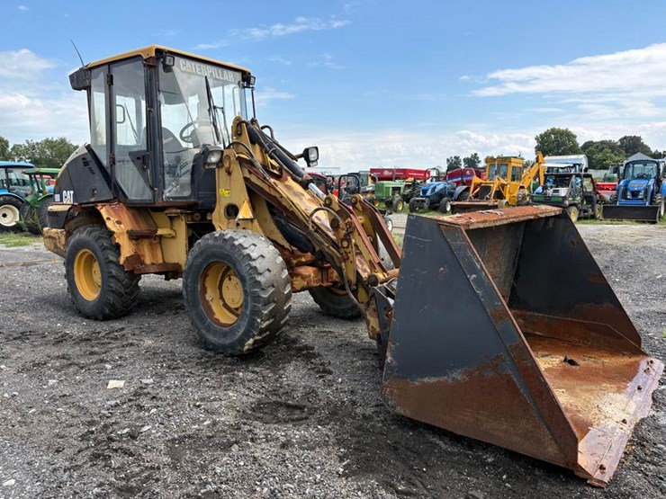 caterpillar-908-image-9