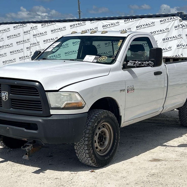 2012 DODGE 2500