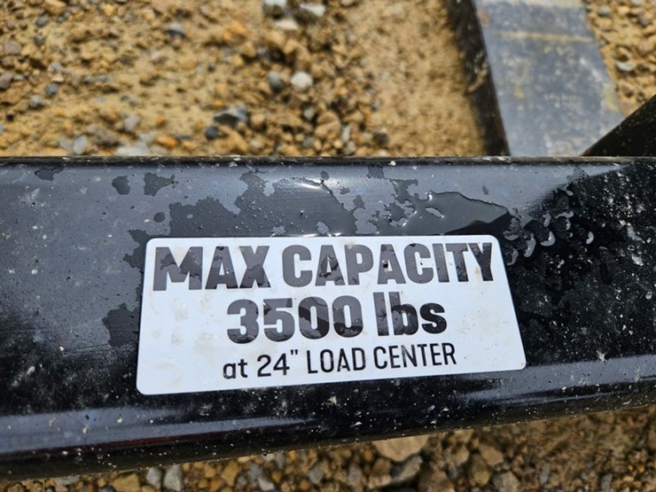 #224-•-kivel-48"-3500-lb-pallet-fork-image-9