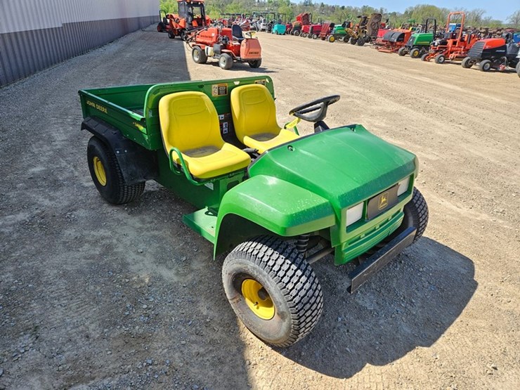 john-deere-gator-image-7