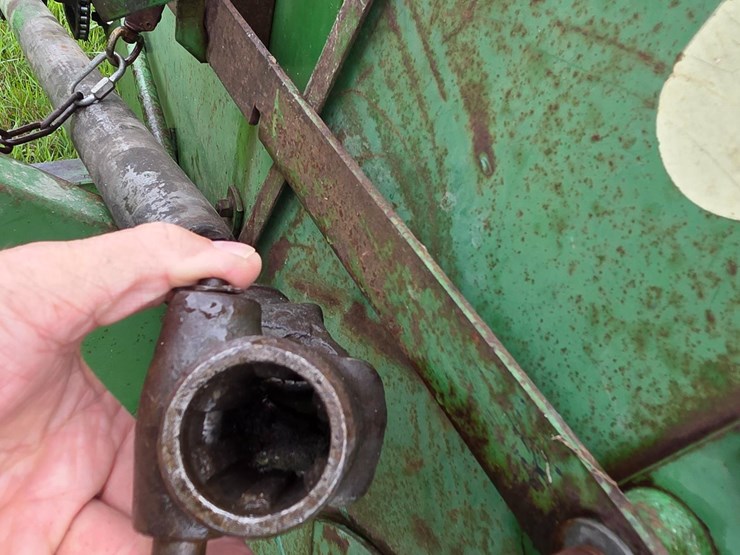 john-deere-112-image-9