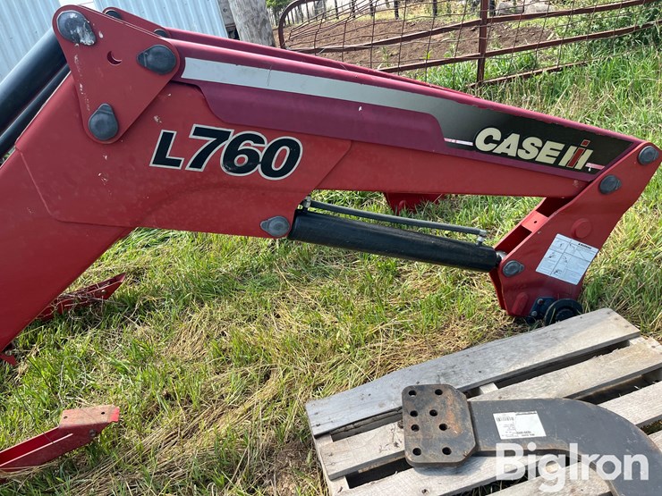 case-ih-l760-image-14