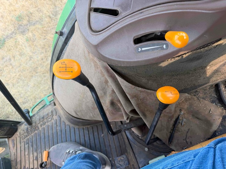 john-deere-5320-image-29