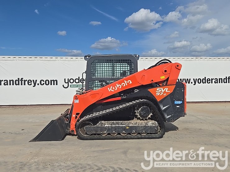 2023-kubota-svl97-2-image-2