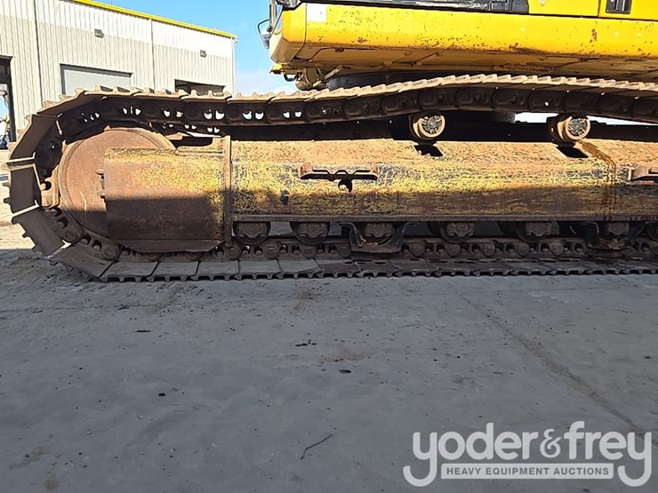 2019-caterpillar-336-image-10