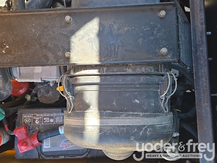 2018-jcb-930-image-38
