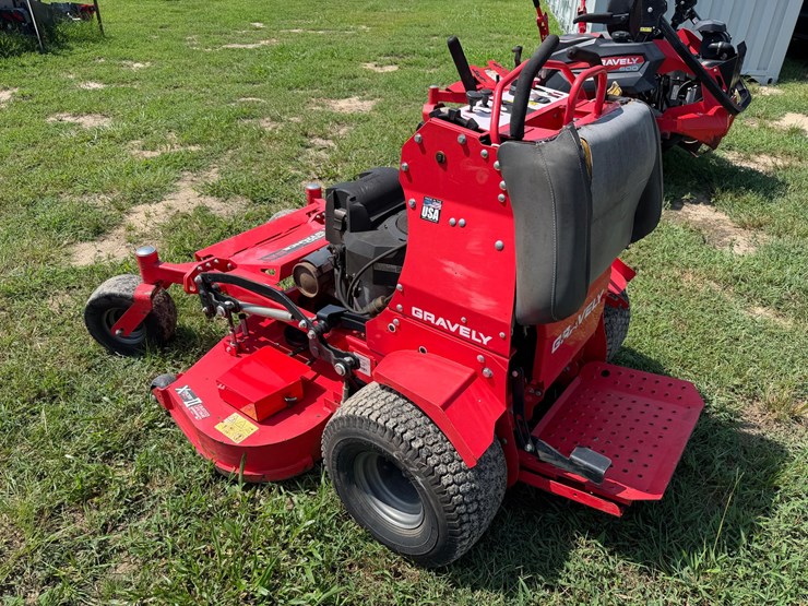 gravely-prostance-52-image-4